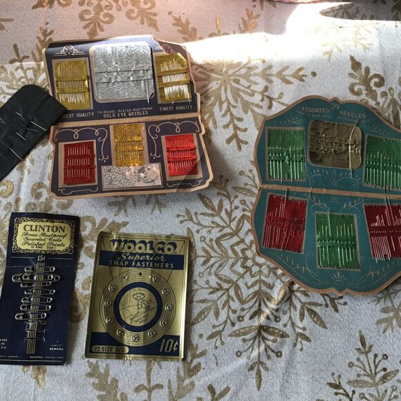 Lot of 4 Vintage Sewing Needle Books - Pin Card - Snap Card - Picture 2 of 9